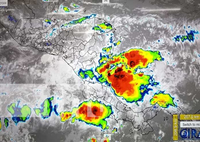 Onda tropical número catorce ingresa la noche del lunes a Nicaragua