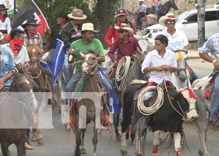 Foto: Cabalgata histórica en Estelí / TN8 