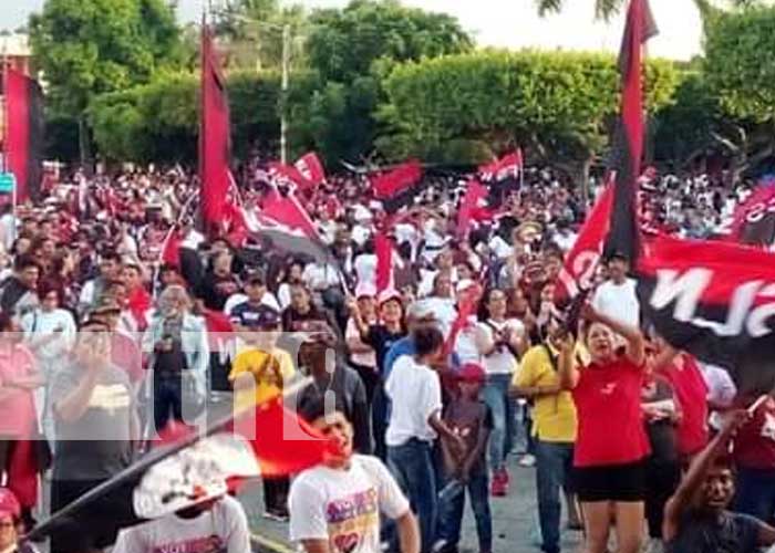 Familias de los departamentos celebraron en aniversario 44 de la Revolución Sandinista