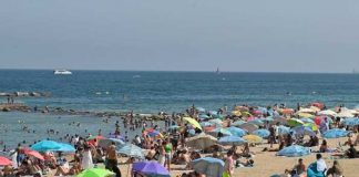El mar alcanza una temperatura récord en España 