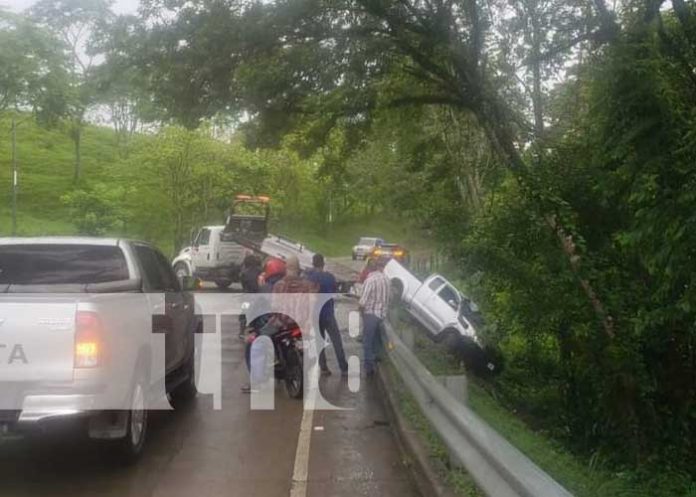 Foto: Accidente en la pista que conduce Matiguás a Río Blanco / TN8