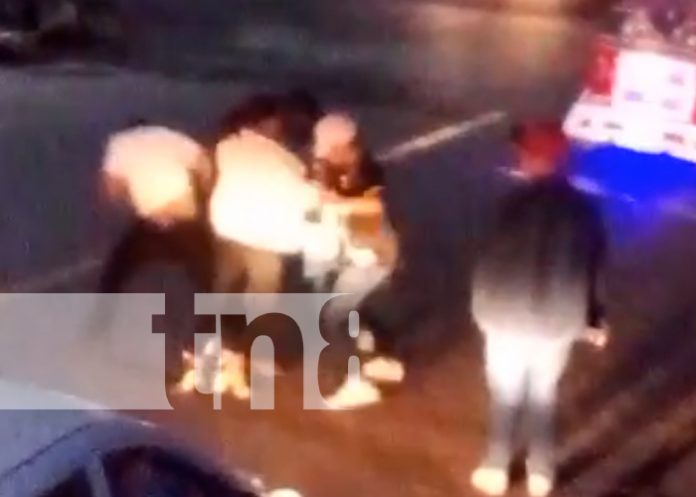Hombre es brutalmente apuñalado afuera de un bar en Ciudad Sandino