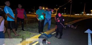 Motociclista "la ve pálida" tras estrellarse contra boulevard en Diriomo