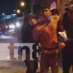 ¡Sangre y misterio en Estelí! Brutal ataque nocturno con cuchillo deja a un joven herido