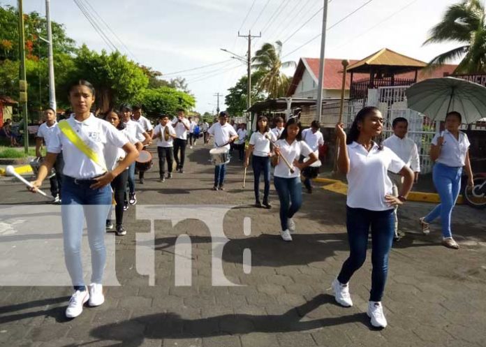 Foto: El Ministerio de Educación, realizó un colorido desfile patrio por las principales Calles del Municipio de Altagracia, en la Isla de Ometepe/TN8