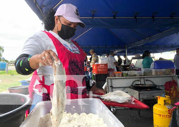 Foto:Familias degustaron de riquísimos platillos en la Feria del Mar / TN8