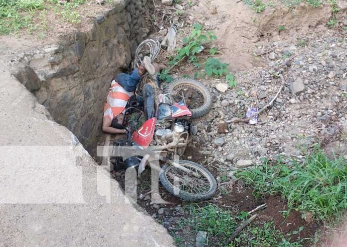 Foto: Trágica muerte de un motociclista, originario de la Comunidad de Veracruz del Zapotal, en el Departamento de Rivas/TN8
