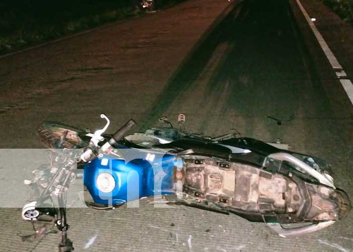 Foto: Dos motociclistas entre la vida y la muerte luego de una triple colisión en Kukra Hill / TN8