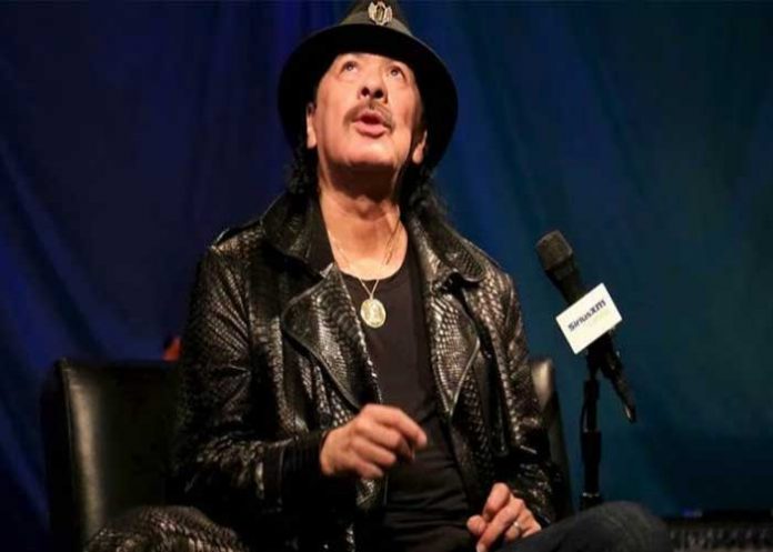 Foto: El cantante Carlos Santana se disculpó con sus fans por comentarios tranfóbicos, pues aseguró que no quiso lastimar a nadie.