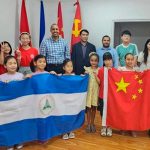 Estudiantes de Bejing visitan embajada de Nicaragua para conocer historia