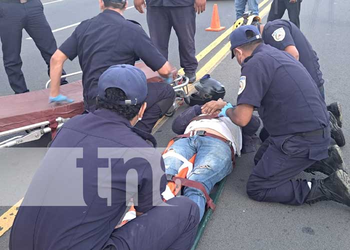 Motociclista la miró "pálida" tras adelantar e impactar contra microbús en Diriamba