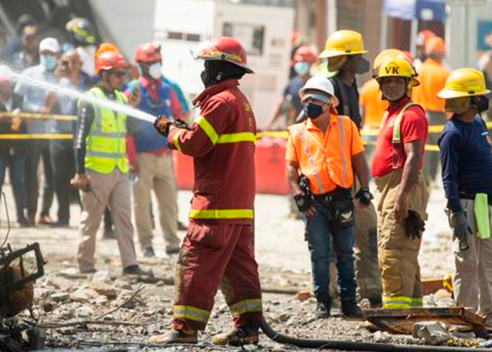 Foto: Tragedia en Centro Comercial Dominicano: 32 Muertos tras Explosión /  Cortesía 