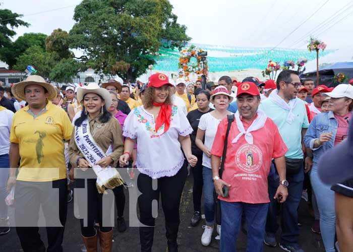 Tradicional recorrido de la imagen de Santo Domingo de Guzmán en Managua