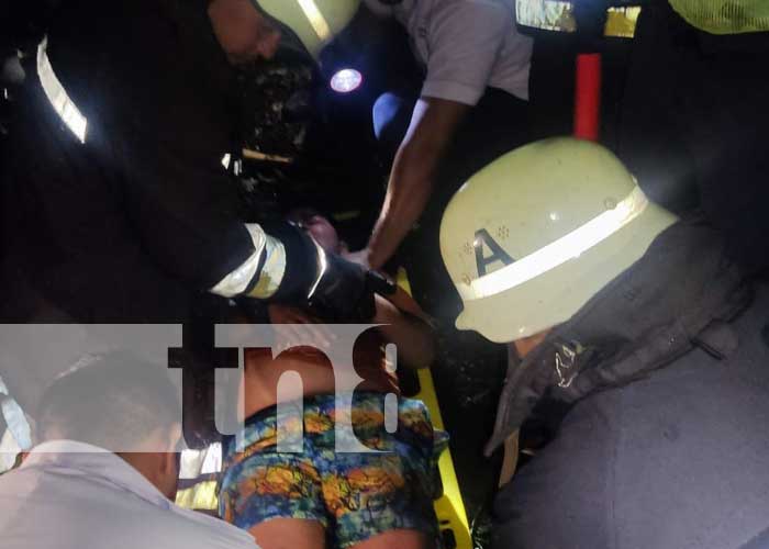 Foto:Menor de edad por poco se convierte en víctima mortal de accidente en Nueva Guinea / TN8