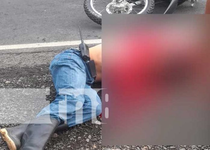 Foto: Un fallecido en choque de dos motocicletas en El Rama, dejo como resultado el a un joven fallecido segùn lo informan las autoridades /TN8
