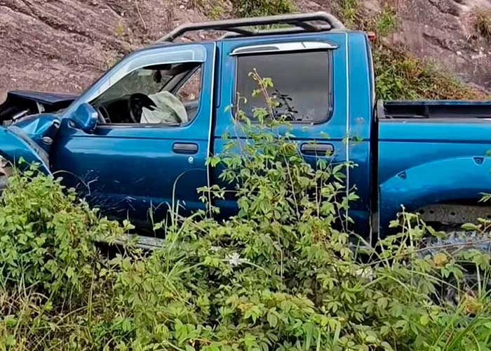 Foto: Fallece un motorizado luego de colisionar contra una camioneta en Copán Honduras, dejandso luto y dolor en sus familias /Cortesía
