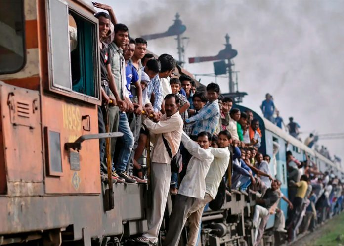 Foto: Incendio en Tren de la India Deja Nueve Muertos y Varios Heridos en Tamil Nadu / Cortesía