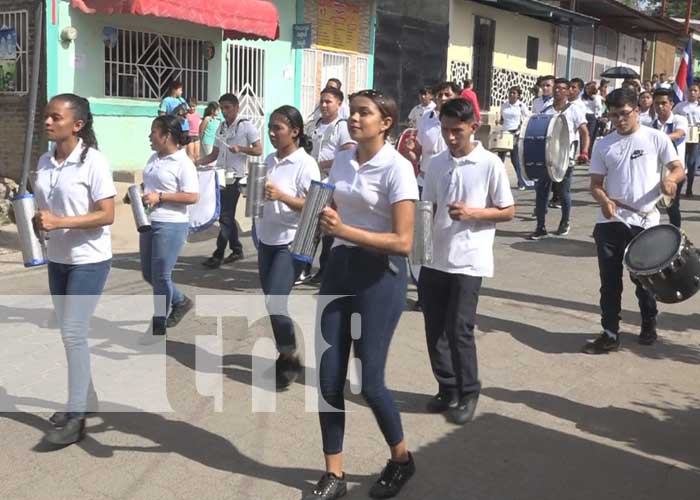 Foto: Ministerio de Educación realiza el primer desfile patrio en León, garantizando una formación integral en el departamento /TN8