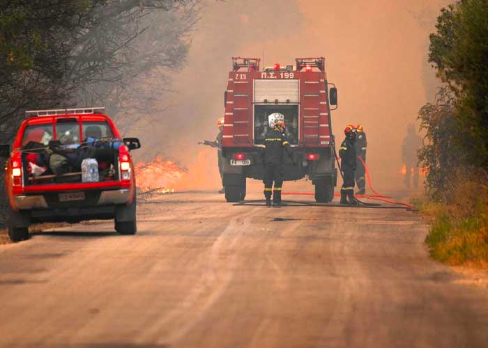 Grecia sigue afectado por incendios forestales