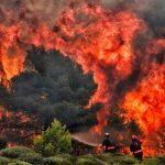 Grecia enfrenta el incendio más grande