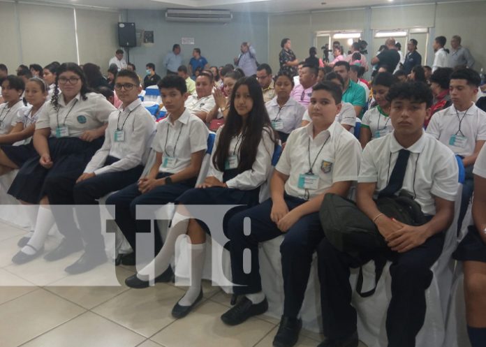 Foto: Alumnos de Nicaragua listos para olimpiadas de matemáticas / TN8