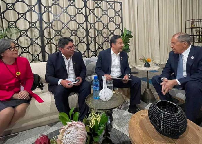 Lavrov se reúne con el presidente de Bolivia 