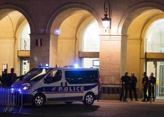 Muere a tiros un niño de 10 años en Francia