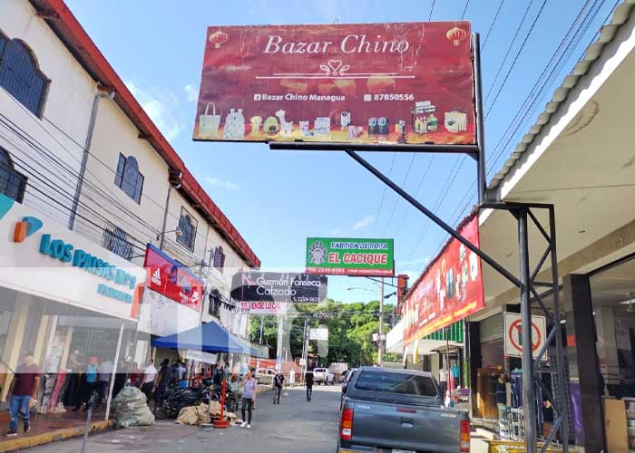 Foto: Negocios chinos en el Mercado Oriental / TN8