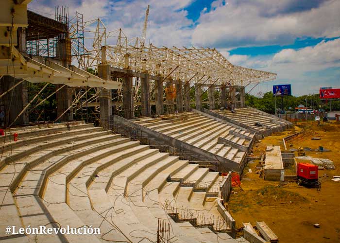 Fotos del avance del nuevo estadio universitario "Leones de León"