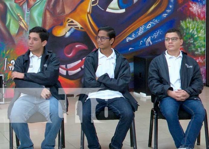 Tres jóvenes representarán a Nicaragua en las Olimpiadas Iberoamericanas de Matemáticas