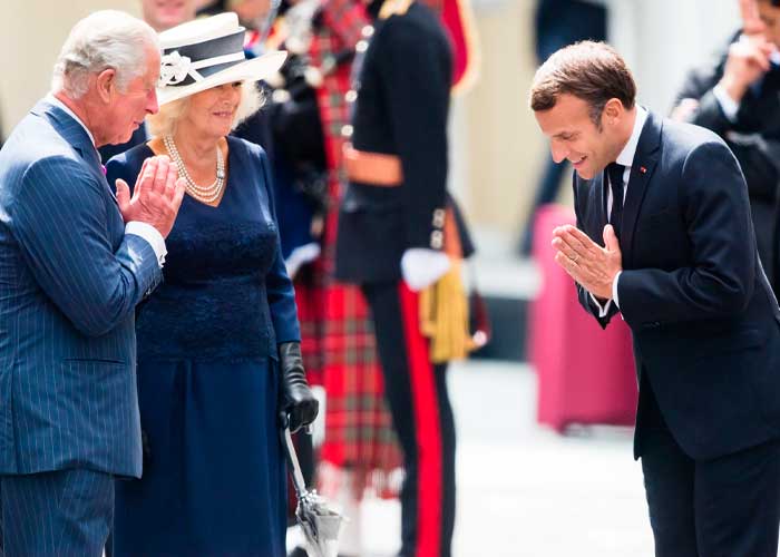 Foto: Carlos III es recibido con honores /cortesía 