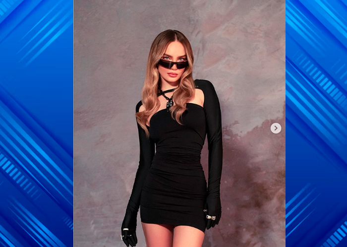 Una vez más Belinda enciende Instagram con un sensual mini vestido