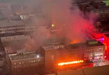 Foto: Suben a 77 los muertos por incendio en Johannesburgo, Sudáfrica / Cortesía