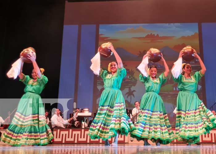 Foto: Homenaje a Camilo Zapata desde el Teatro Nacional /TN8