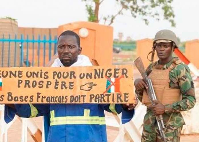 Foto: Francia afirma que su embajador fue tomado como rehén en Niger/Cortesía