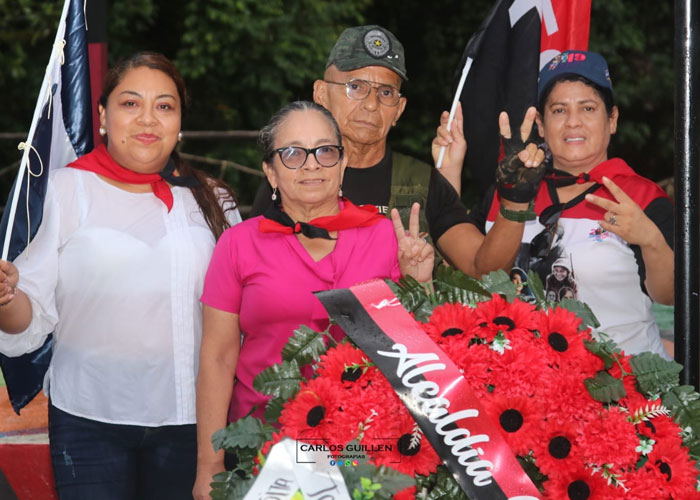 Foto: Homenaje a héroes de Salto Grande, Bonanza / TN8