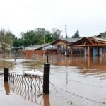 Suben a 40 las víctimas mortales por ciclón en Brasil
