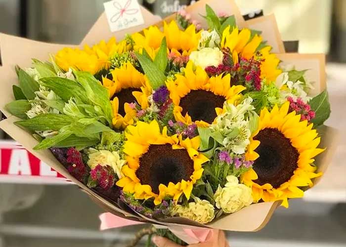 ¿Por qué se regalan flores amarillas HOY, 21 de setiembre?