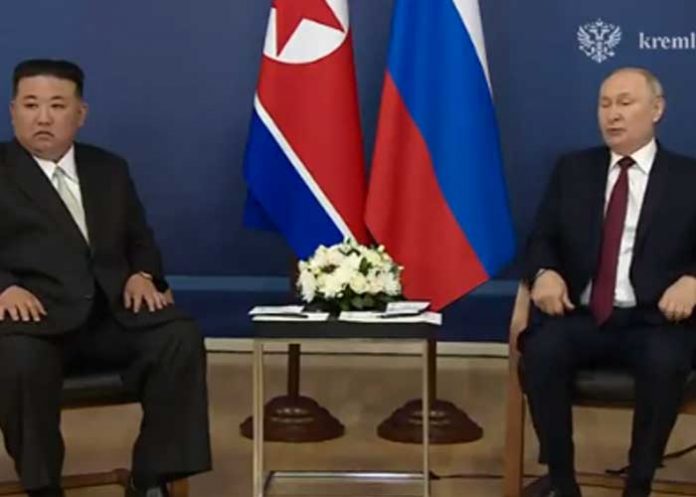 Foto: Kim Jong Un, lidre de Corea del Norte, junto a Vladimir Putin, presidente de Rusia