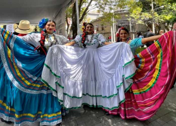 Honduras y México conmemoran el 202 Aniversario de la Independencia de Centroamérica