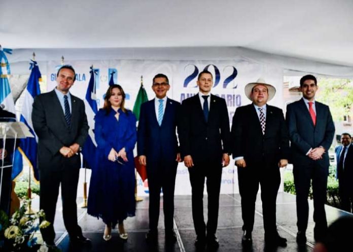 Honduras y México conmemoran el 202 Aniversario de la Independencia de Centroamérica
