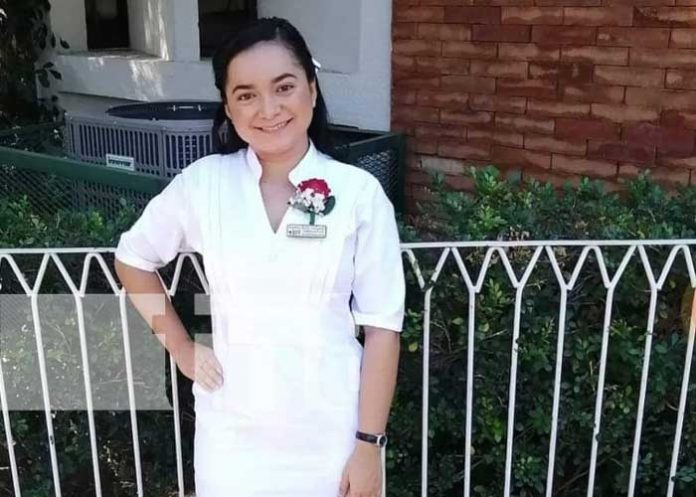 Foto: Consternación en Granada: Enfermera es encontrada sin vida en su cuarto / TN8