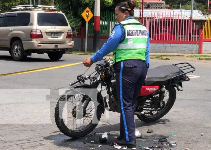 Foto: “Se le tiró sin asco” Conductor de camioneta provoca fuerte accidente en Managua/TN8