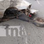 Foto: Fallas mecánicas de una camioneta causan accidente en Managua / TN8