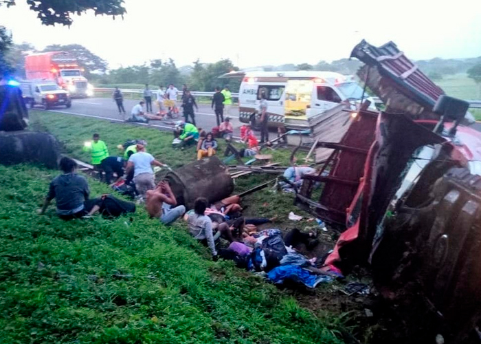Tragedia en México: 10 migrantes mueren y 25 resultan heridos en accidente de camión
