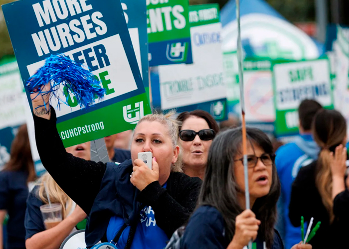 Foto:75 mil trabajadores de la salud realizan 3 días de huelgas en EE.UU/Cortesía