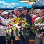 Ofrendas florales y cantata revolucionaria en honor al Comandante Arauz en Granada