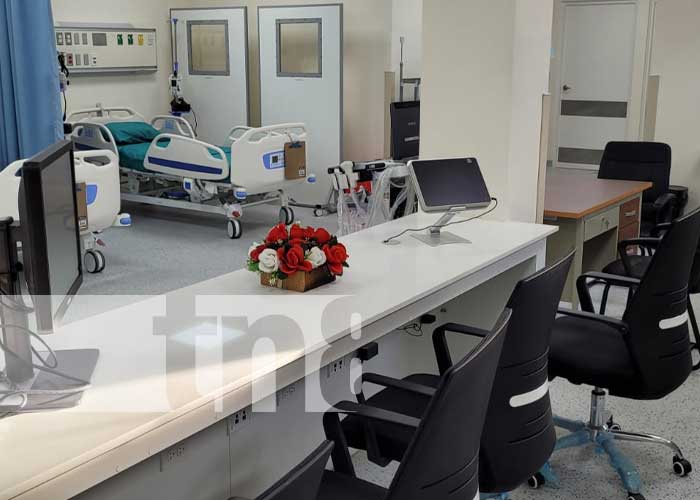 Nueva área de cuidados intensivos en el hospital de Granada