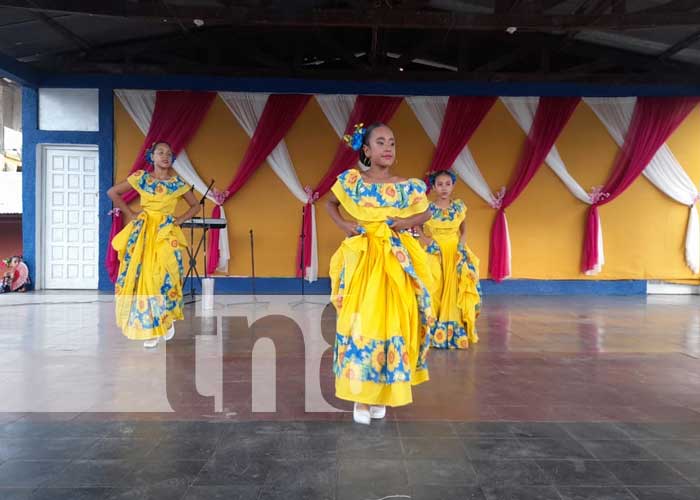 Foto: Nandaime celebra su 133º aniversario como ciudad con coloridos festejos/TN8