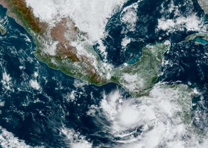 Tormenta tropical Pilar deja 2 muertos en El Salvador